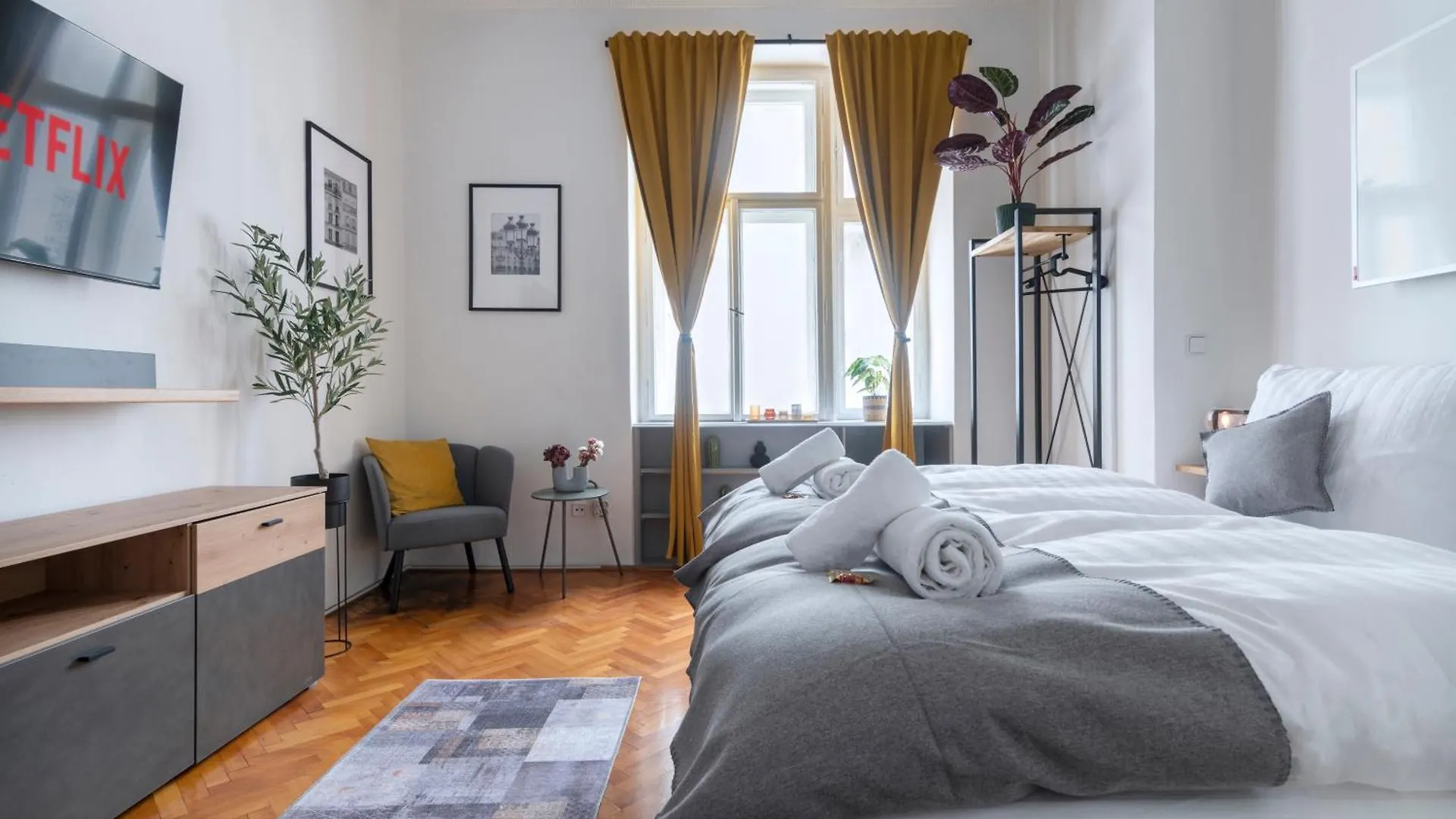 3 Bedroom Praga 0*,  Czechy