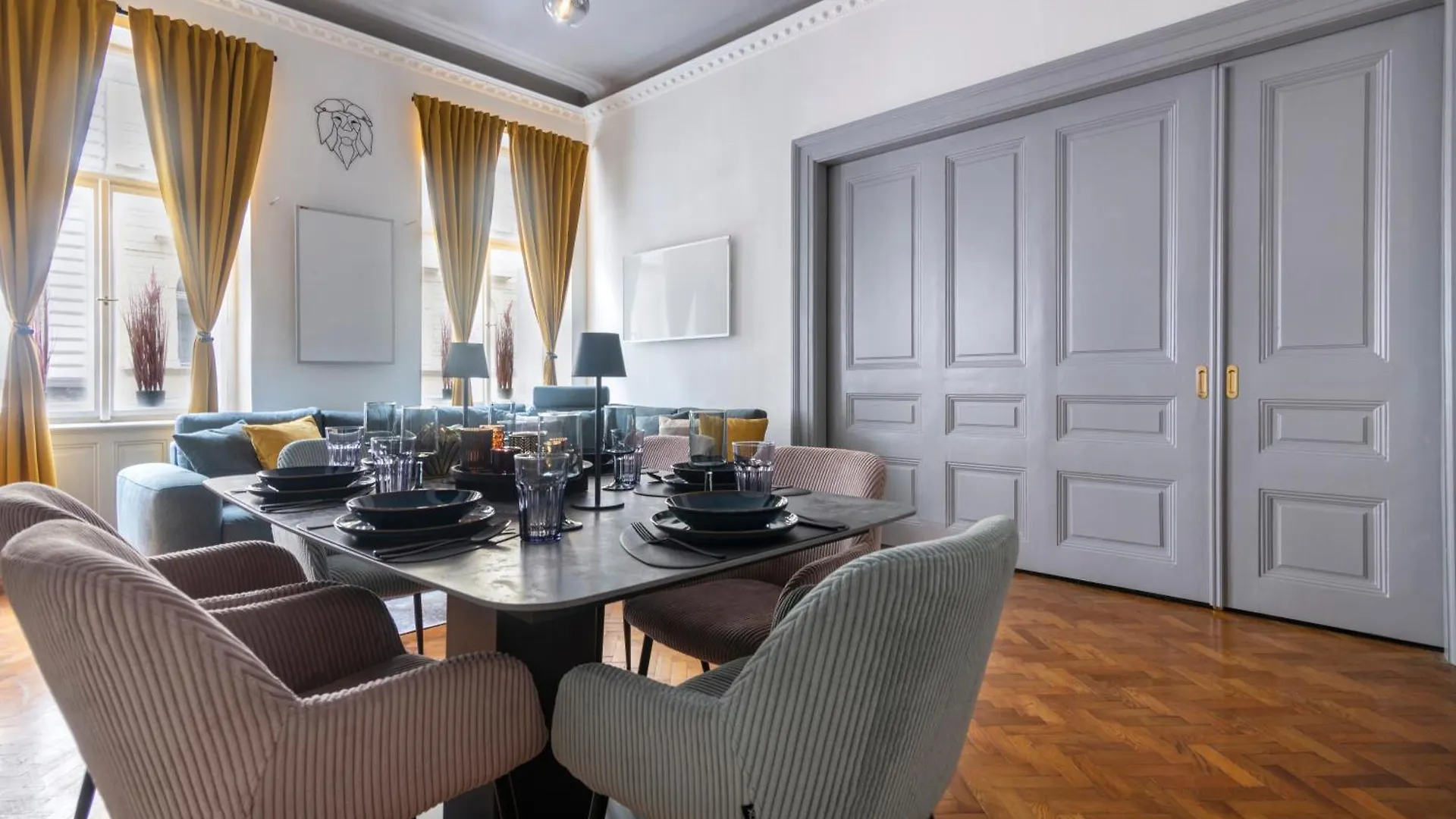 3 Bedroom Praga Appartamento