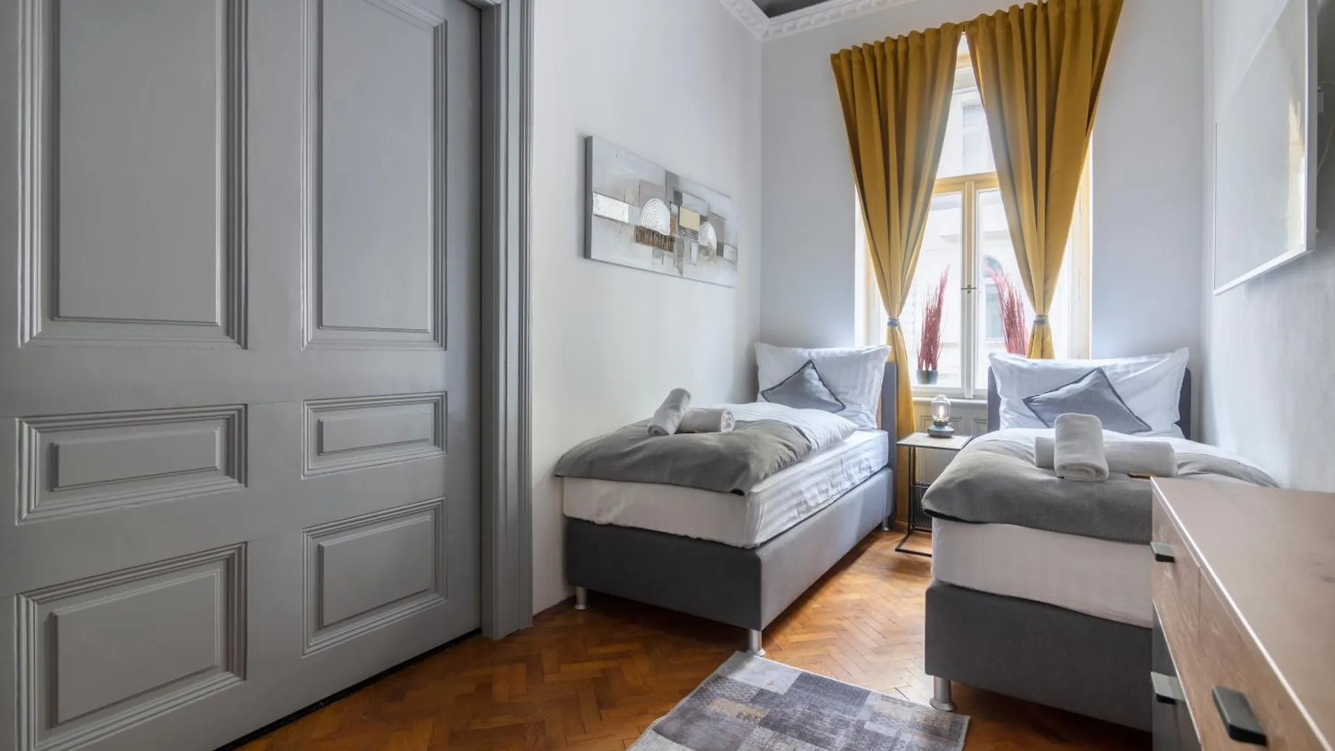 3 Bedroom Praga